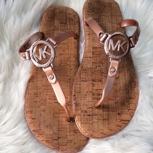 Michael Kors jelly Flip-Flops rose gold